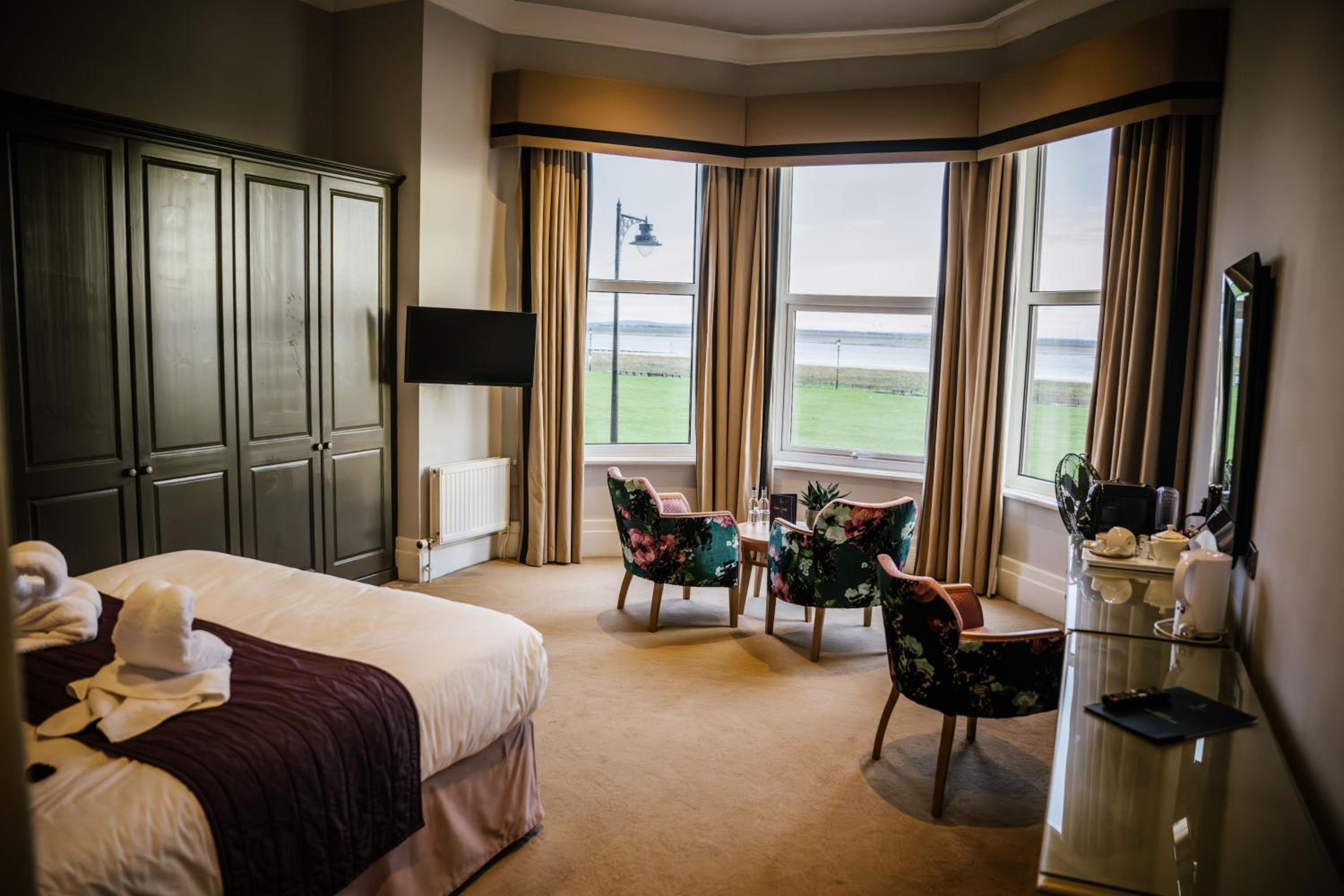 Clifton Arms Hotel 21/58