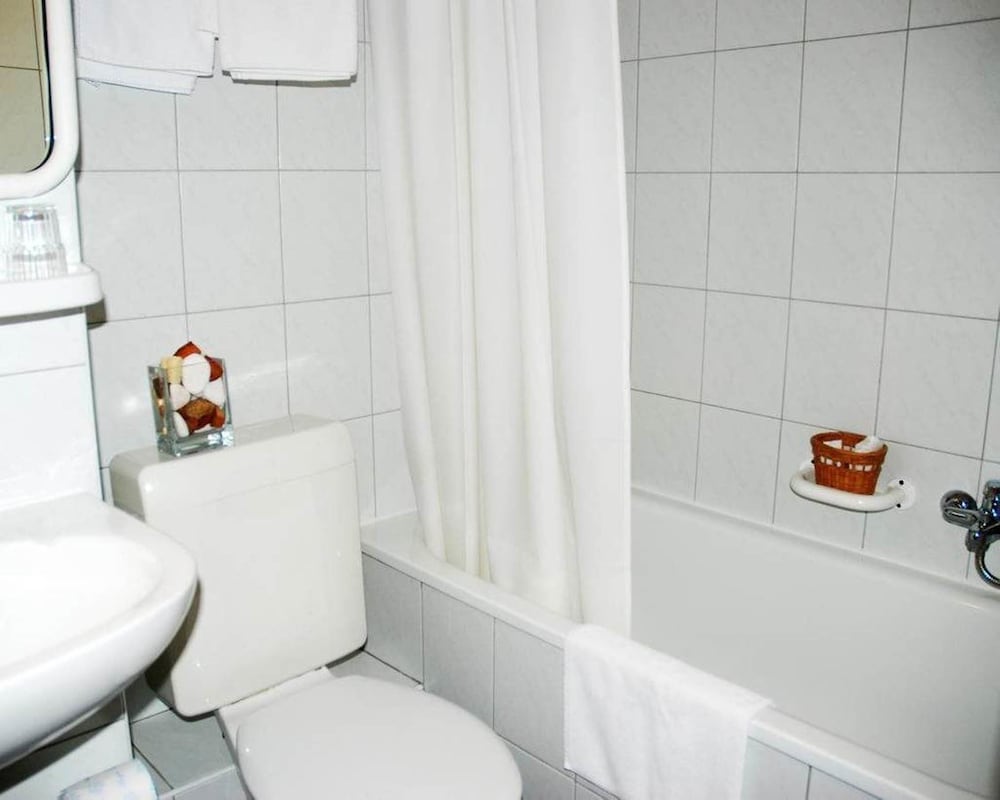 Hotel Orion Varkert 61/61