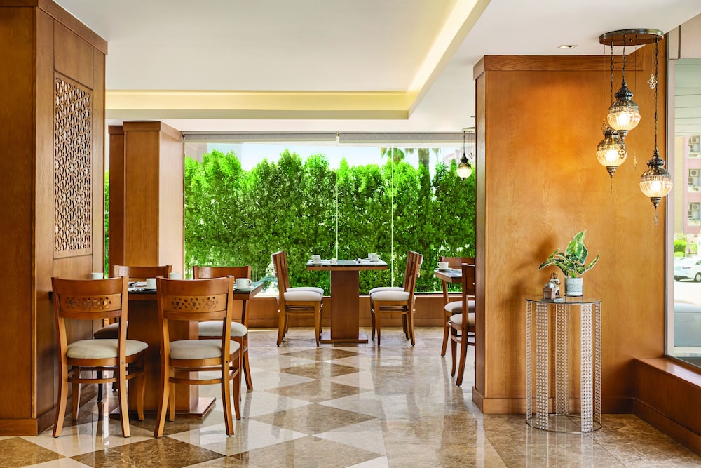 فندق فيفيد جدة(Vivid Hotel Jeddah) 40/48
