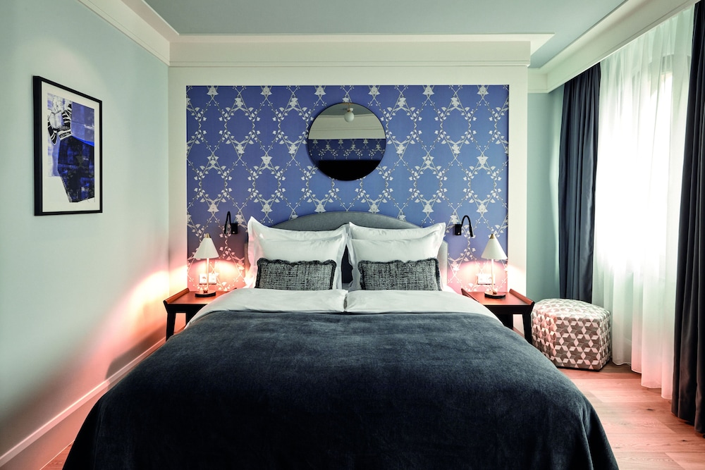 CLASSIC, DOUBLE BED