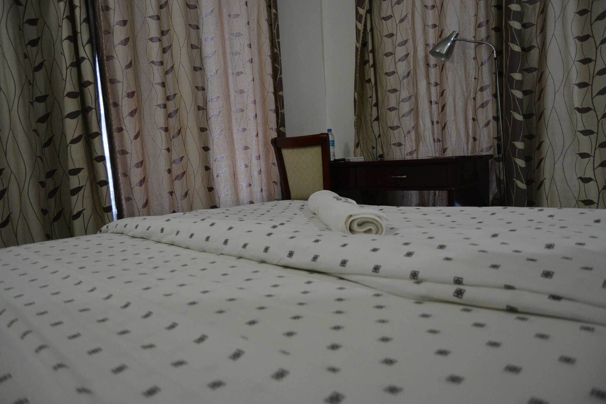 BASIC, DOUBLE BED, CITY VIEW