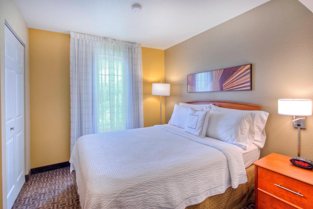 Towneplace Suites Raleigh Cary Weston Parkway 13/29