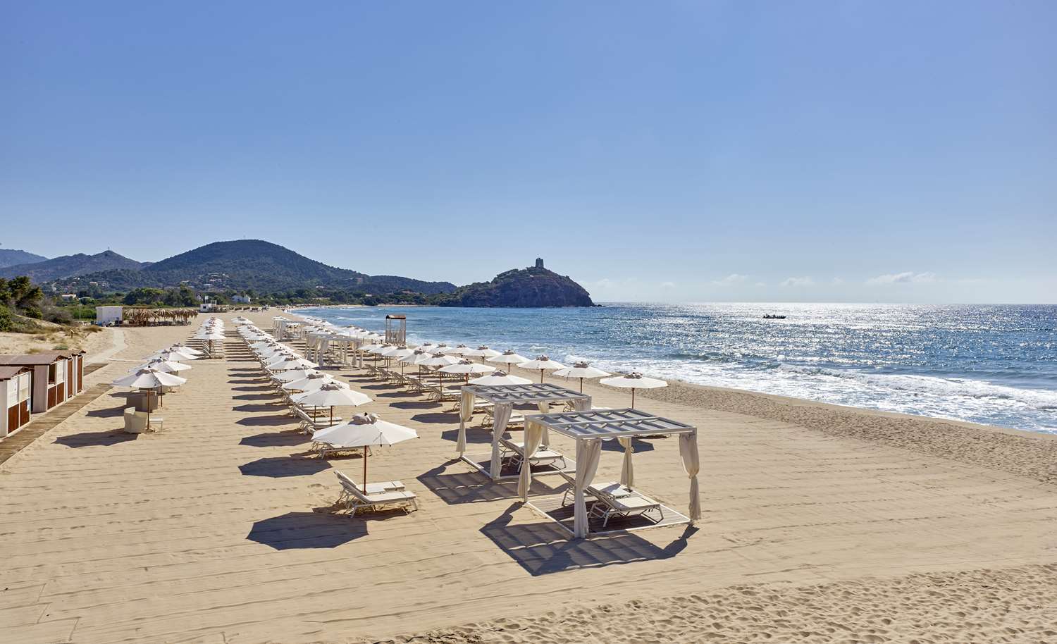Baia di Chia Resort Sardinia, Curio Collection by Hilton 17/29