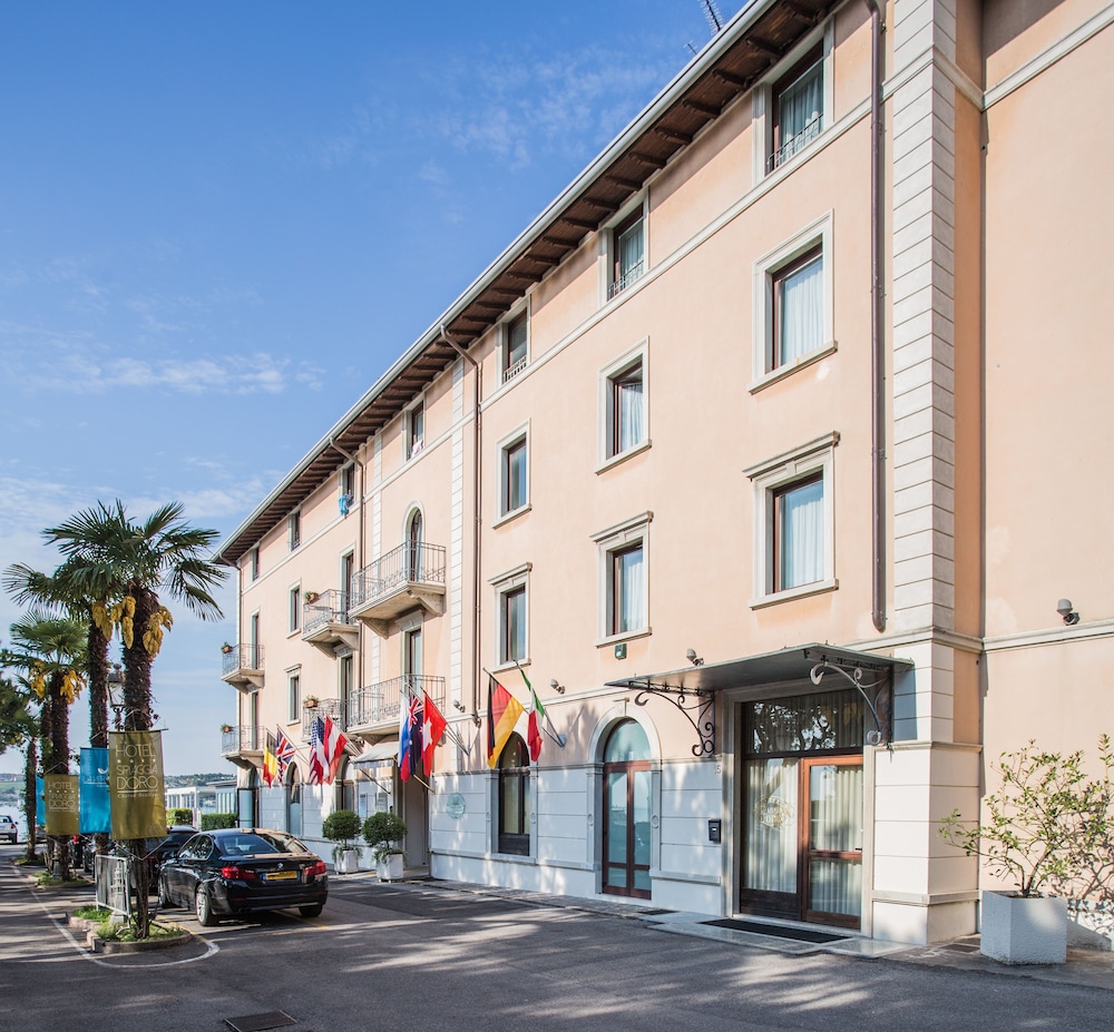 Hotel Spiaggia D Oro 42/54