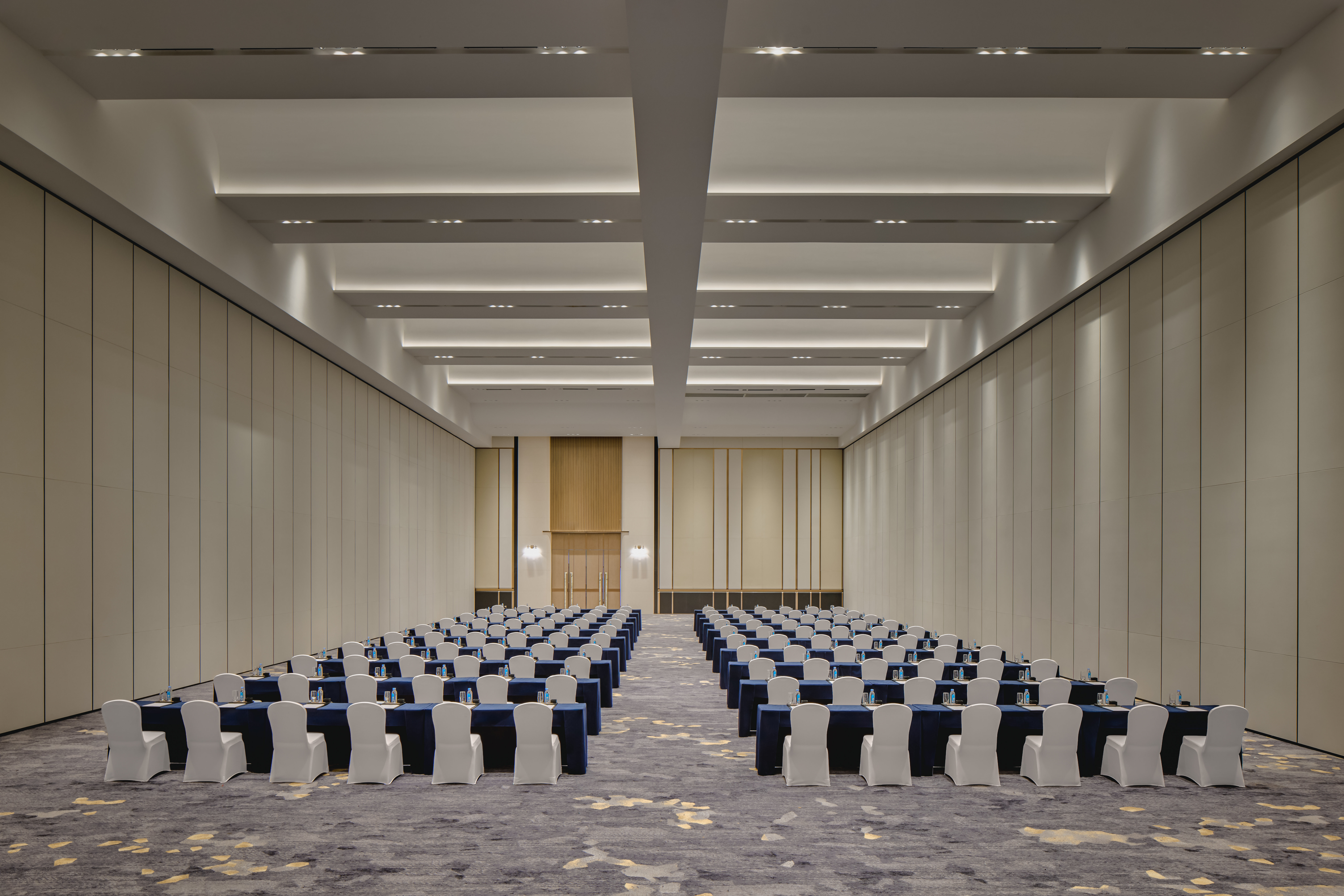 Holiday Inn Kunshan East 33/35