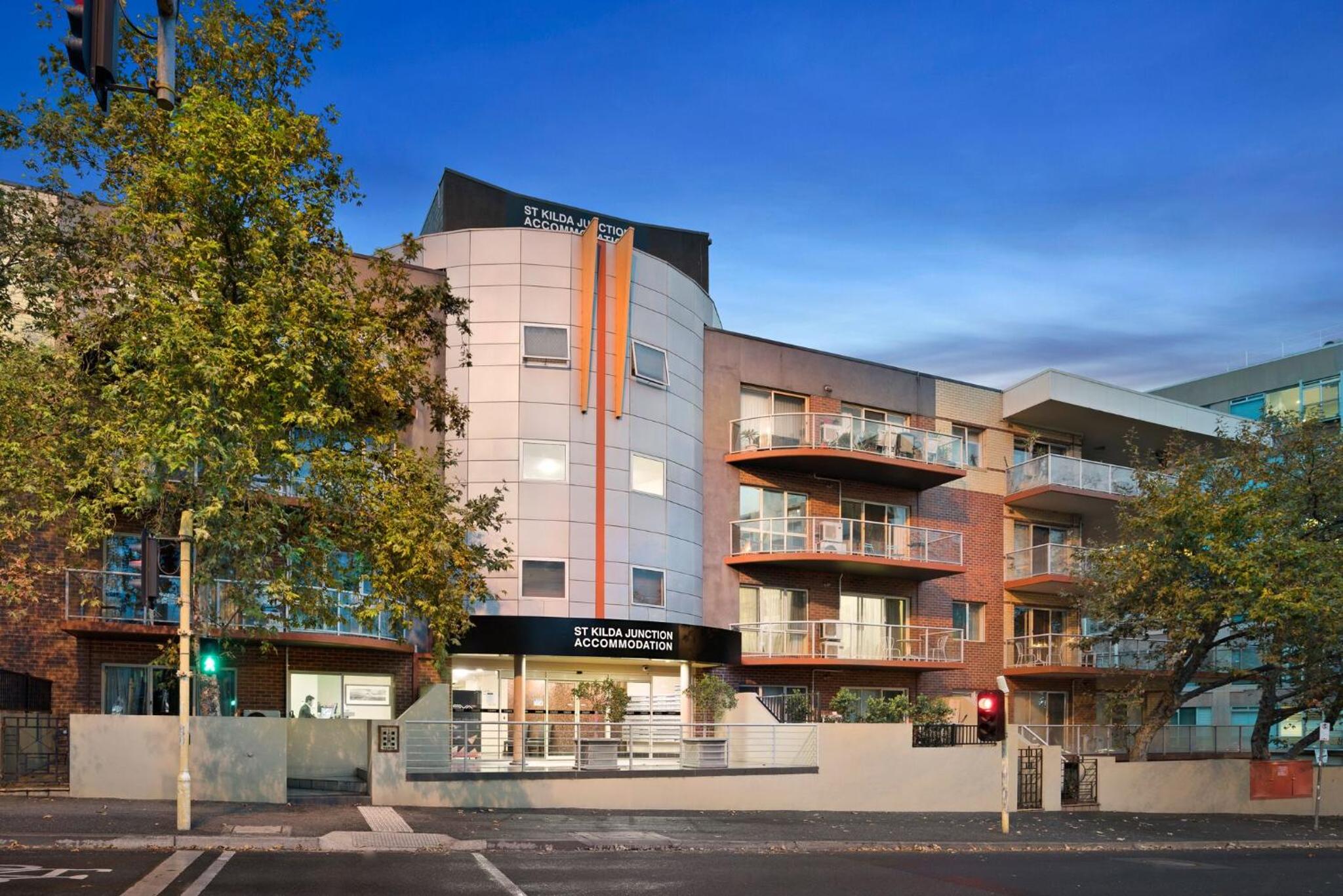 Amazing Accommodations St Kilda Melbourne 3/51