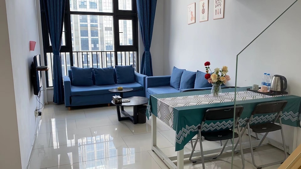 Ihouse Executive Apartment 25/50