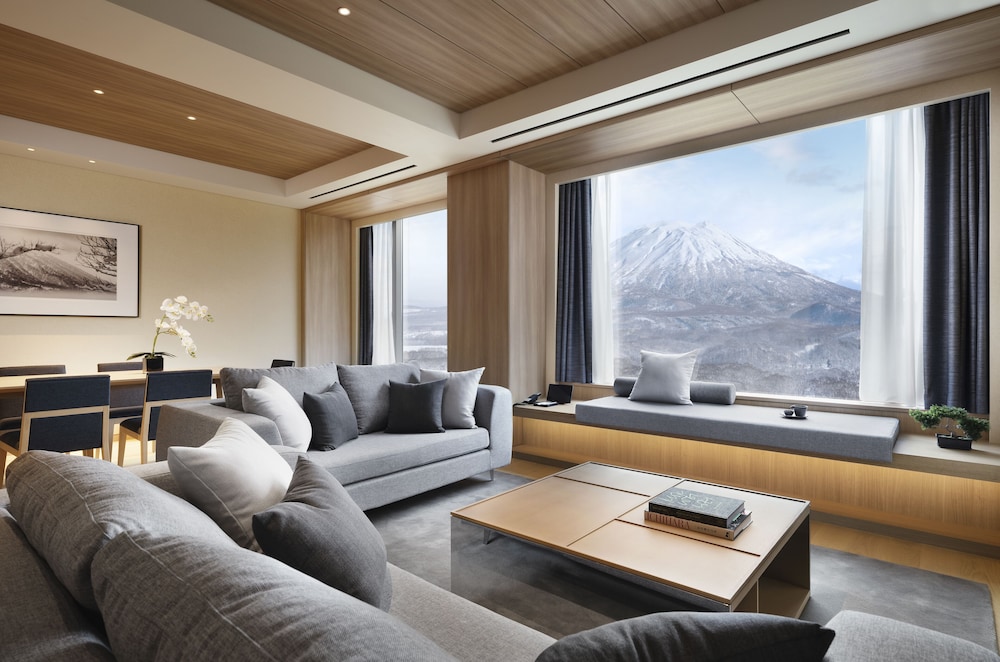 Setsu Niseko 38/64