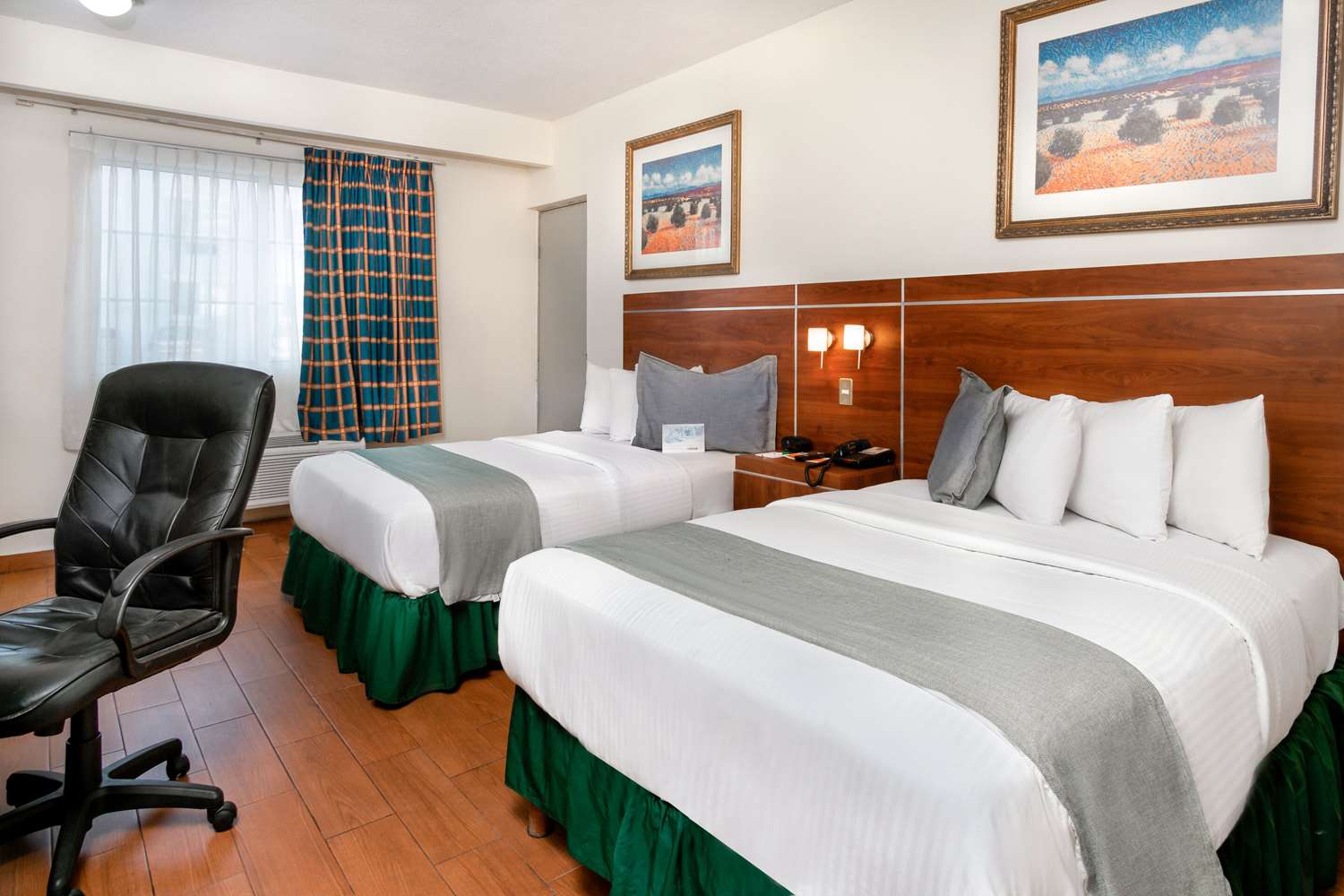 غرفة بسريرين مزدوجين، Tru by Hilton Saltillo 3/6