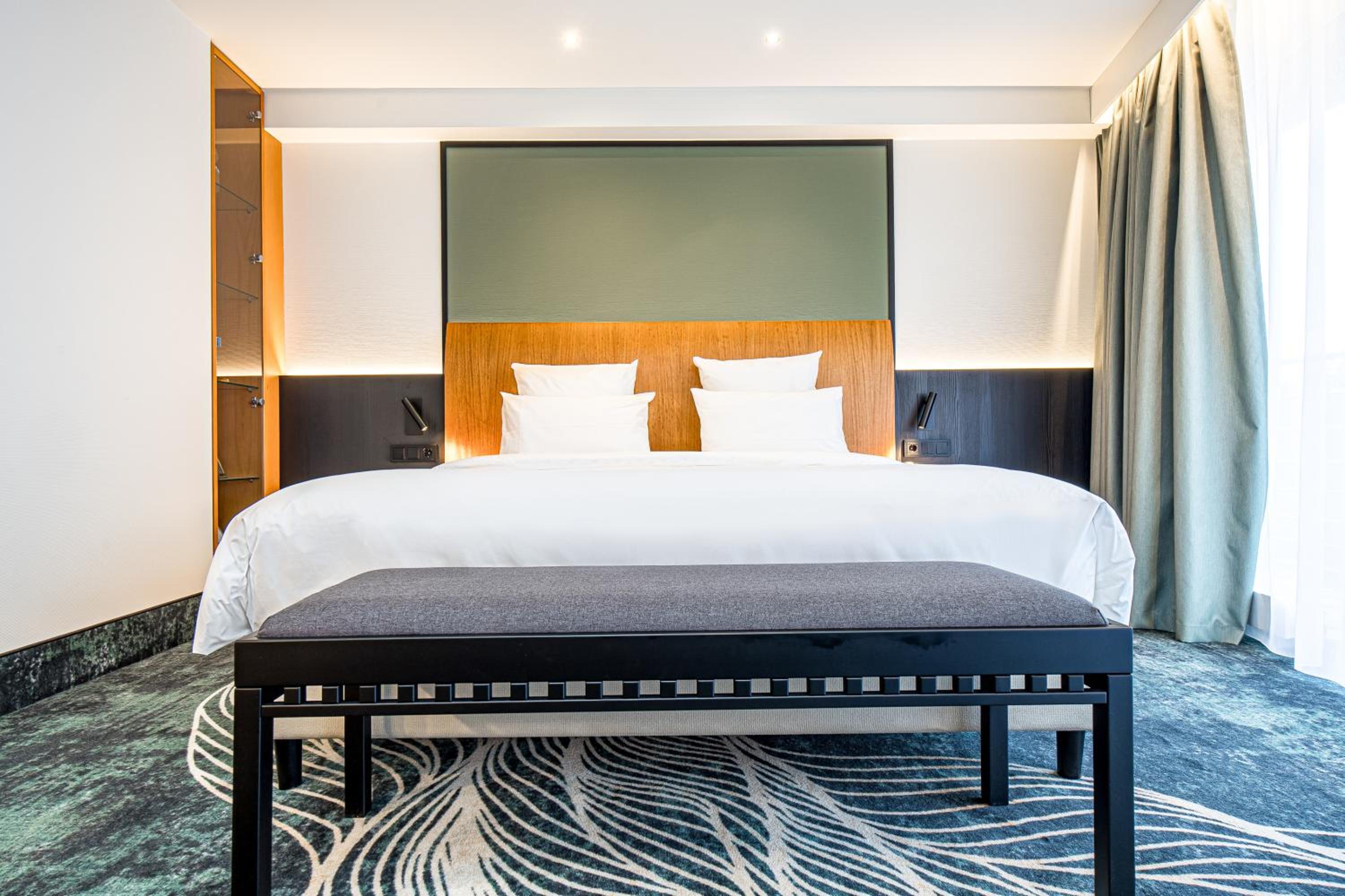 غرفة بريفيليج بسرير كينج مع أريكة، Mercure Palanga Vanagupe 2/10
