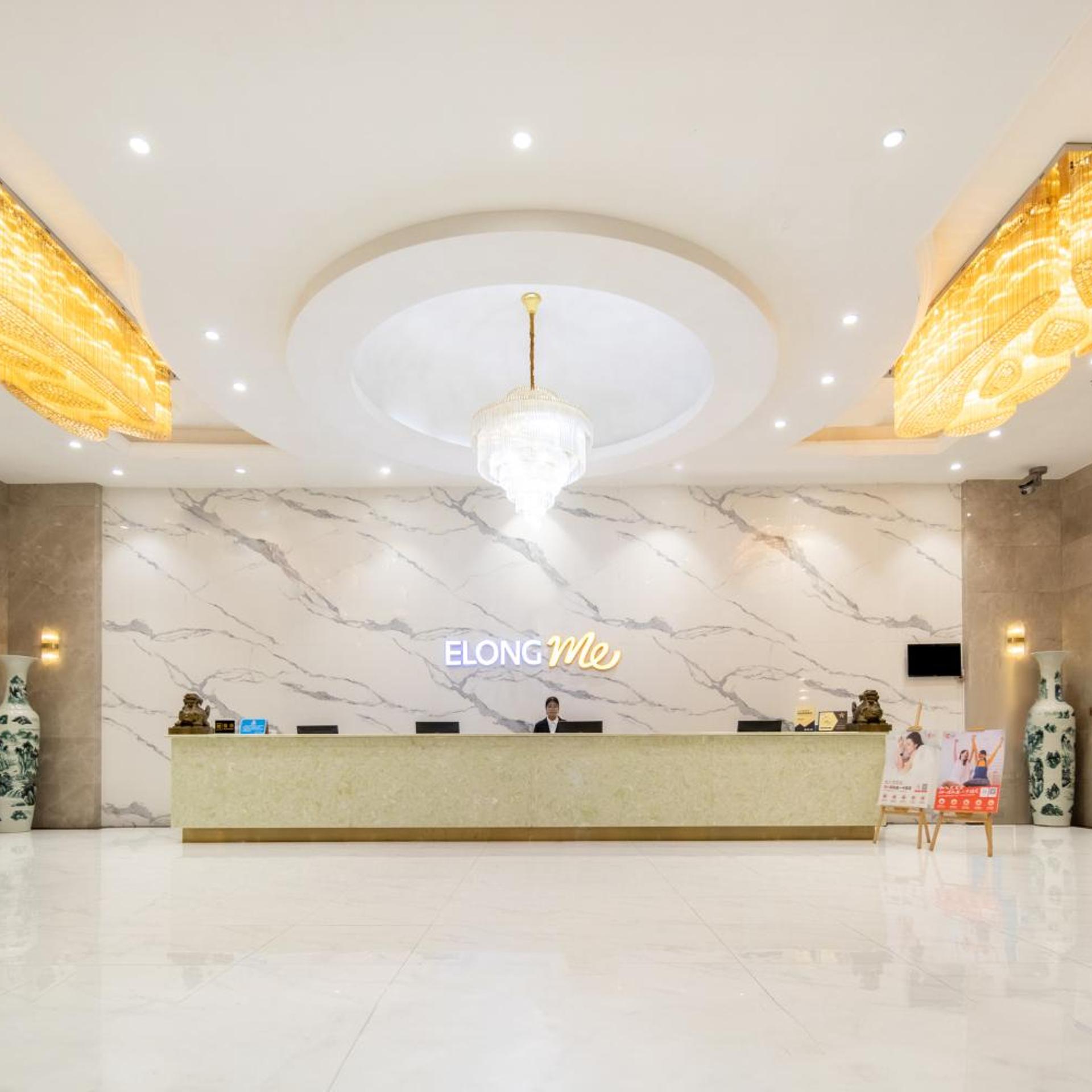 Yinquan Hotel 3/46