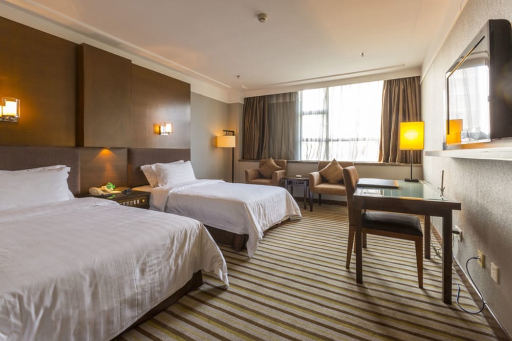 Superior, Twin Beds