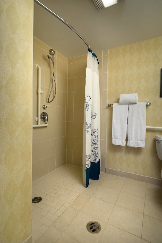 Residence Inn By Marriott Madison West Middleton 44/50