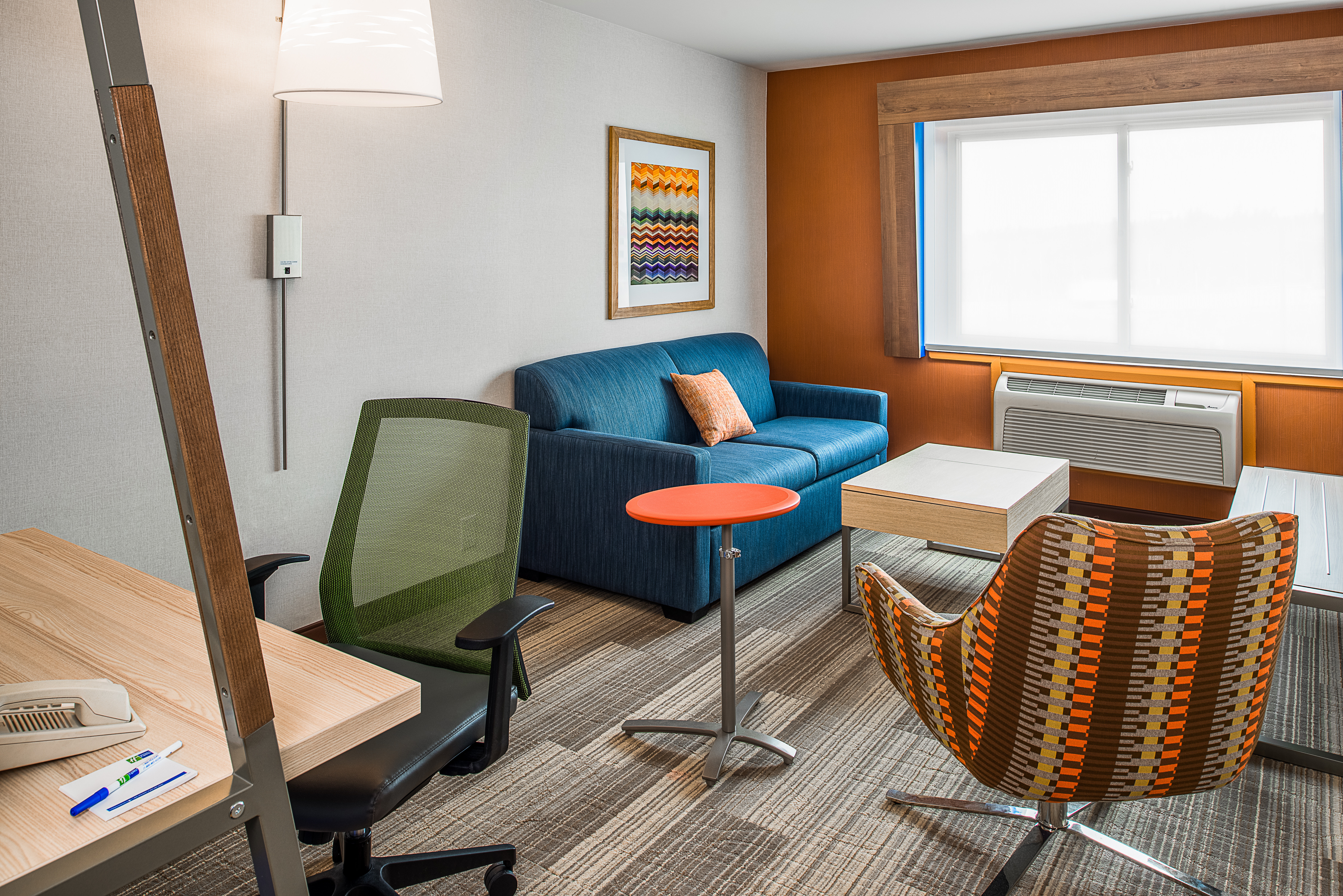 Holiday Inn Express And Suites Halifax Bedford 52/64