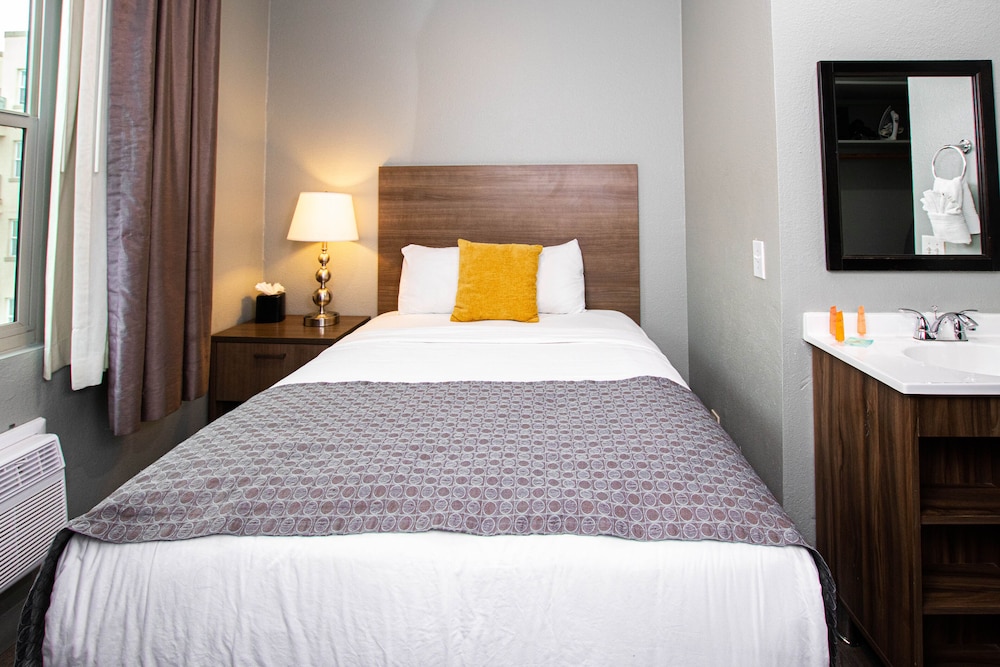 TRADITIONAL, DOUBLE BED, PET FRIENDLY