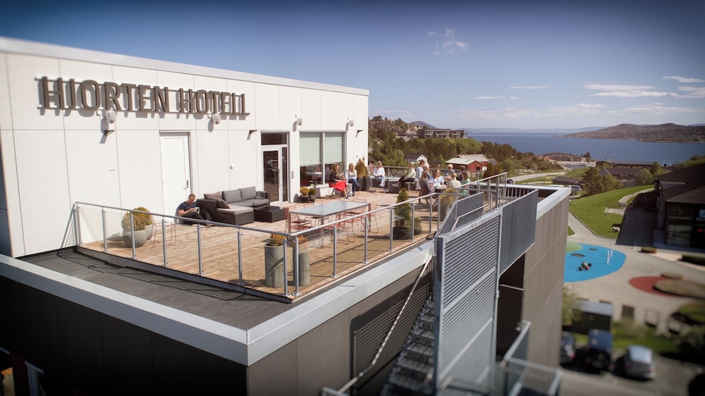 Hjorten Hotell Hitra 2/50