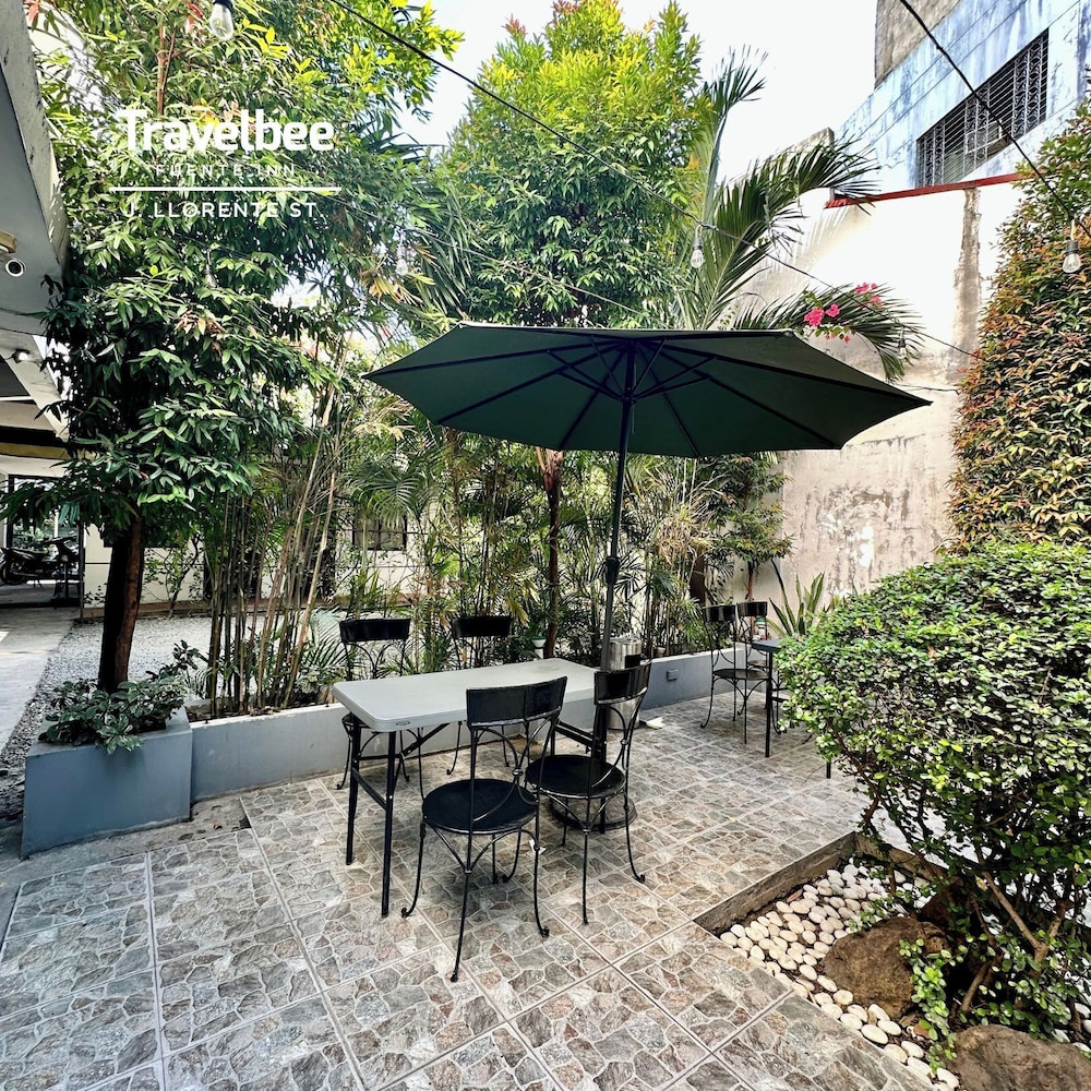 Travelbee Fuente Inn 46/52