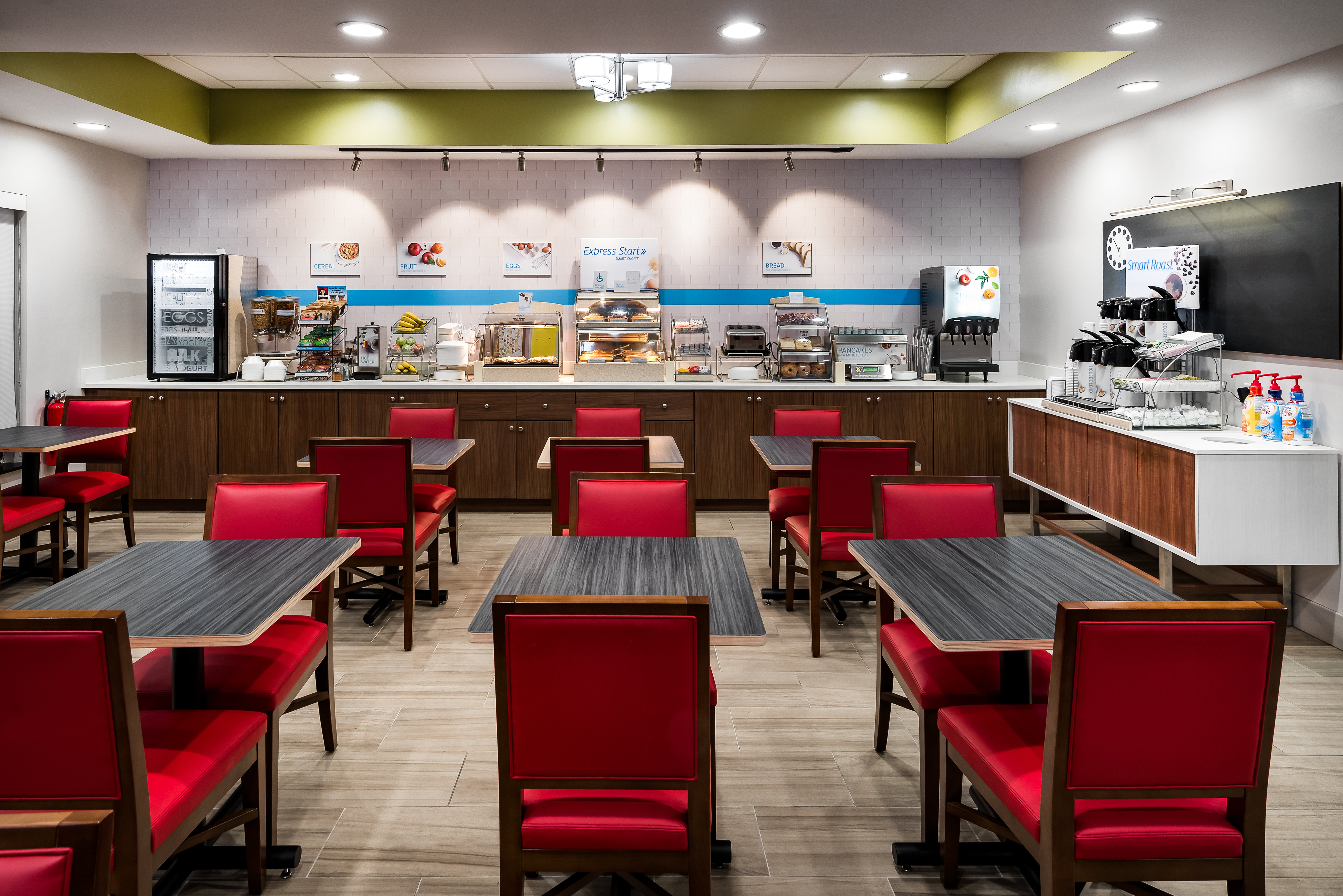 Holiday Inn Express Hotel And Suites Bartow 38/57