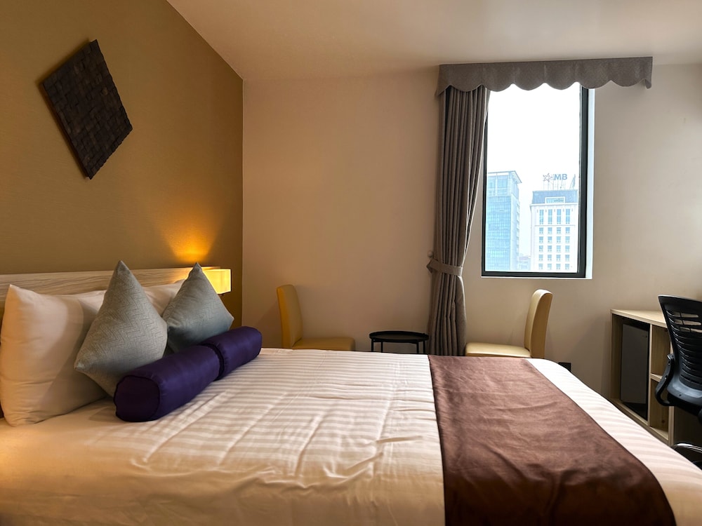 Hotel Yah Hanoi 10/50