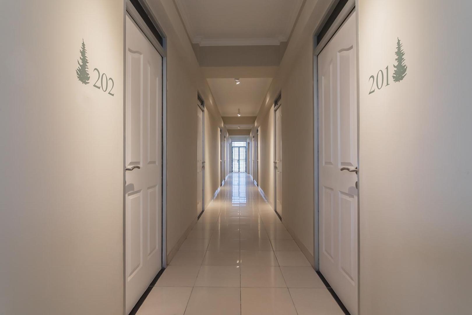 RedDoorz Plus Bagusrangin Street 21/31