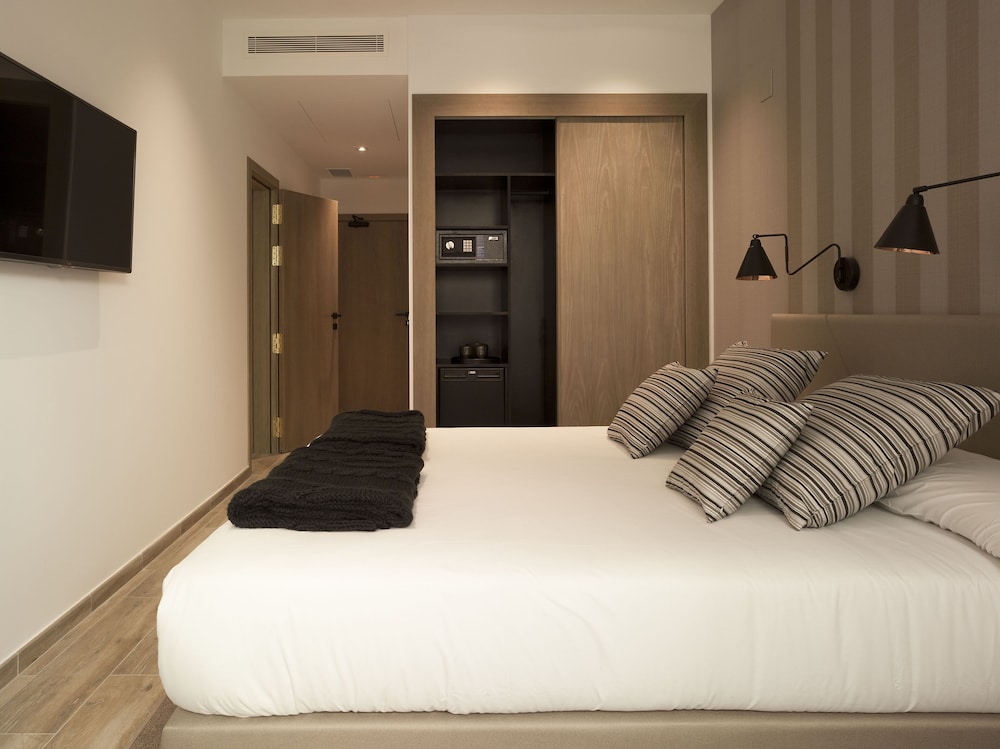 Hotel Boutique Balandret 54/72