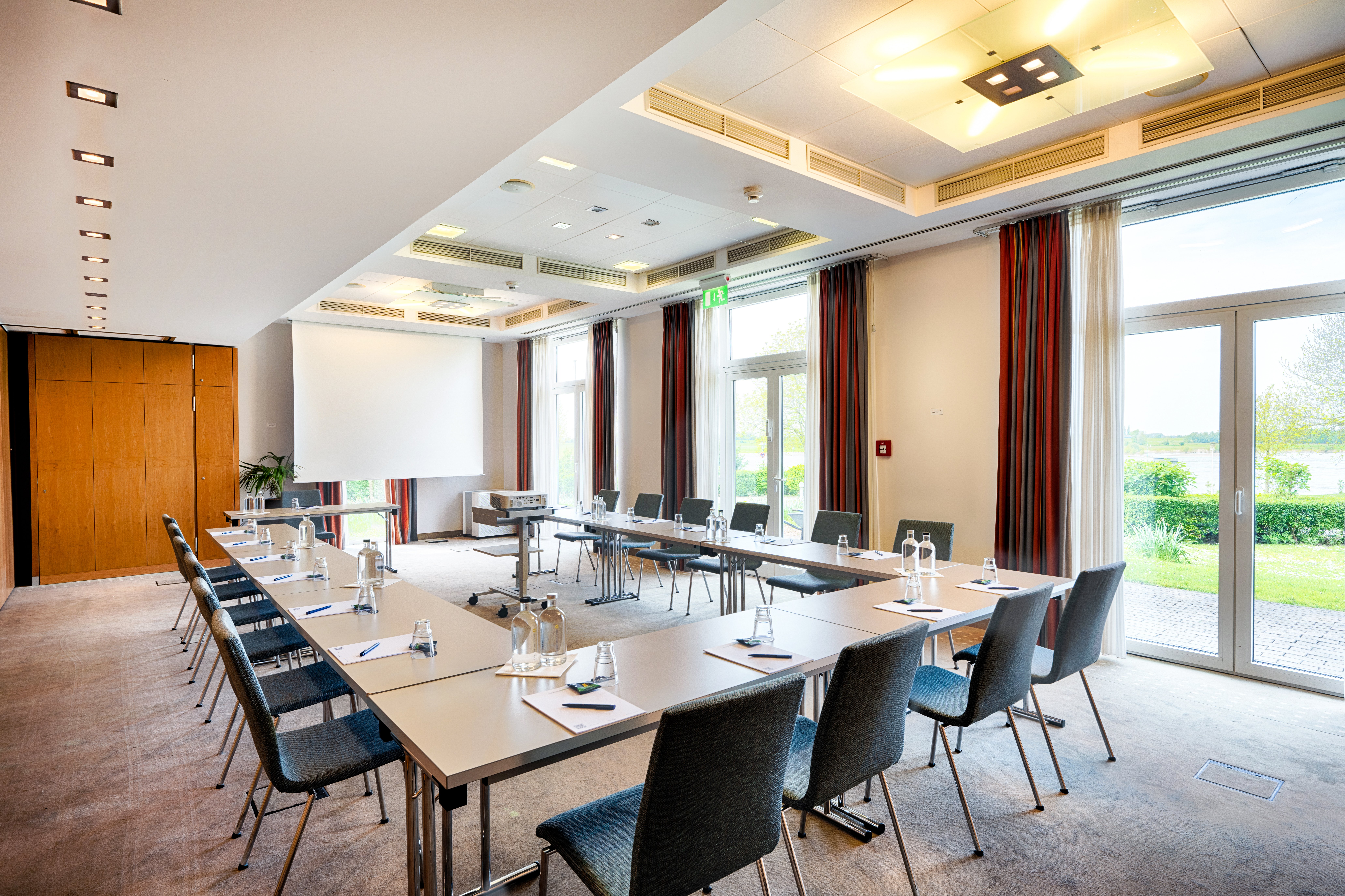 WELCOME HOTEL WESEL 27/32