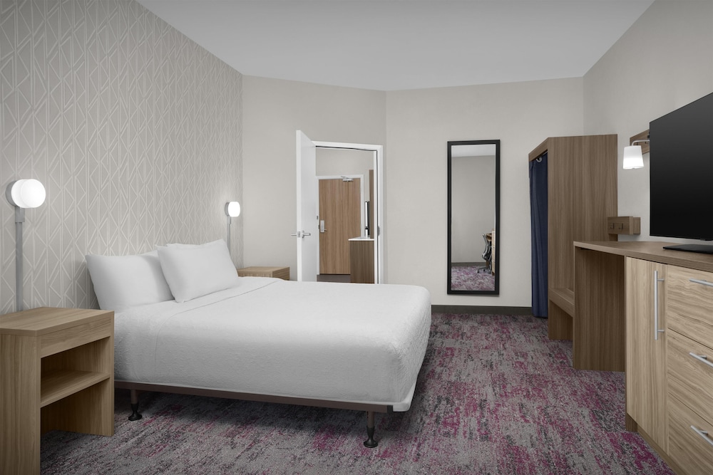 Home2 Suites by Hilton Chelmsford Lowell 12/36