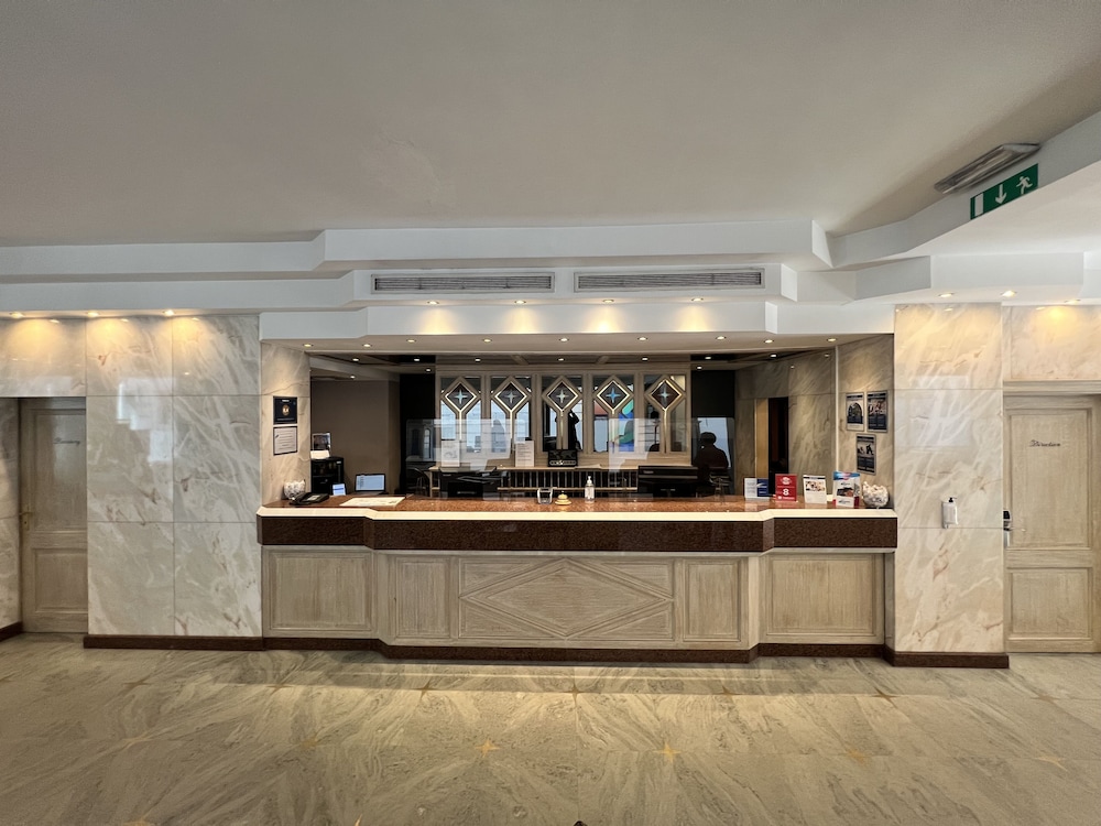 lobby