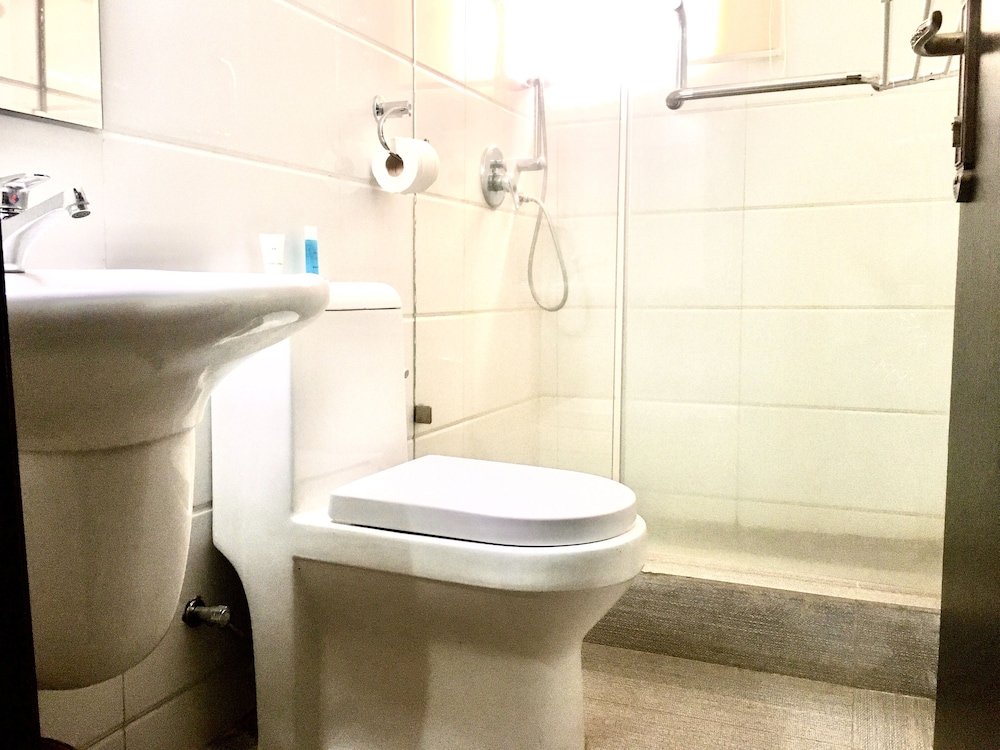 Providence Hotel And Suites 35/35