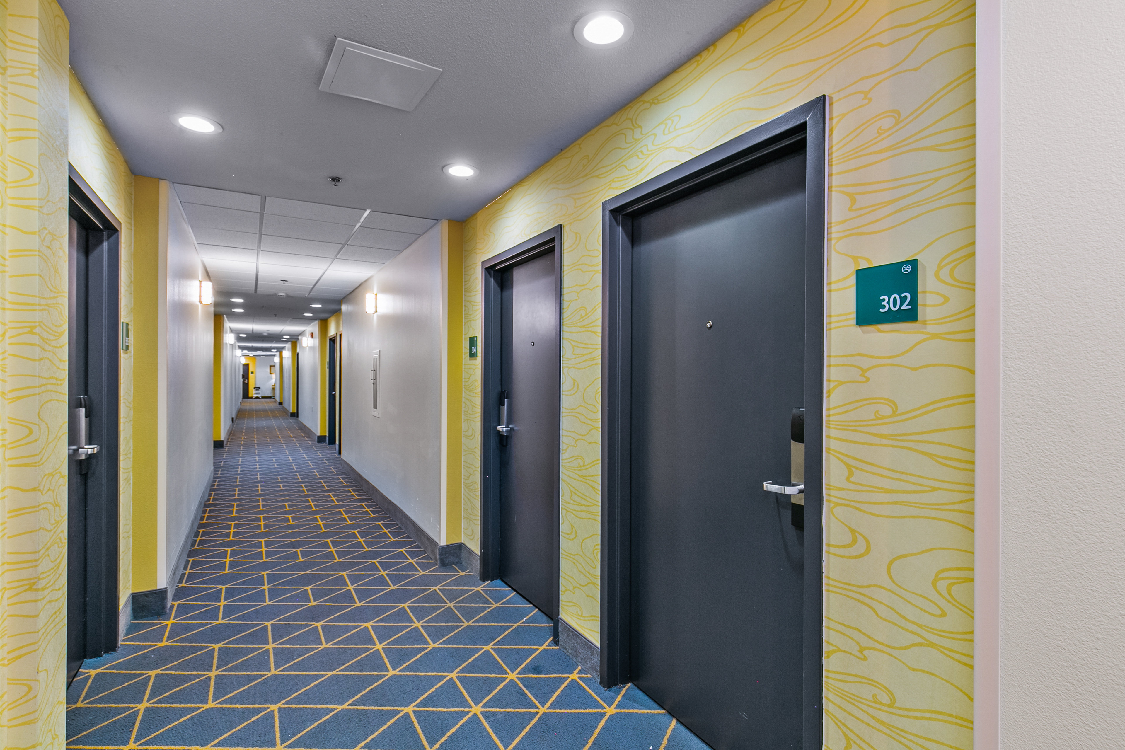 Holiday Inn Express and Suites Lucedale Hotel 36/76
