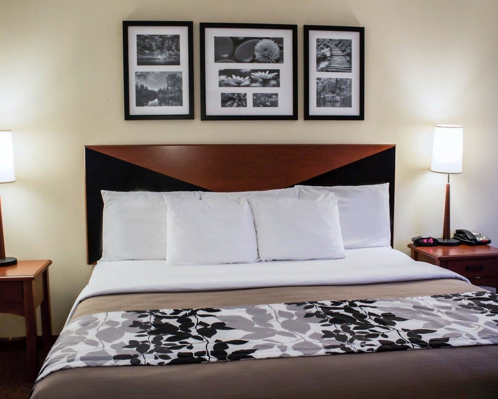 Quality Inn & Suites Chambersburg Northeast 22/47