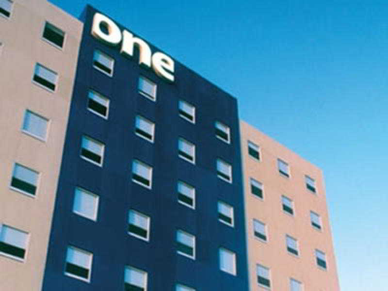 BH Business Hotel Group 4/36