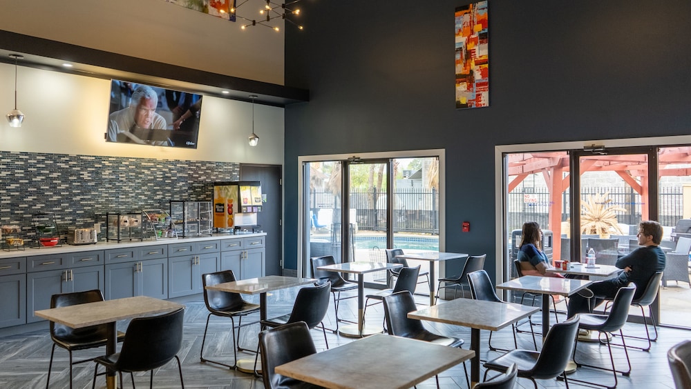 Wingate by Wyndham Humble/Houston Intercontinental Airport 45/56