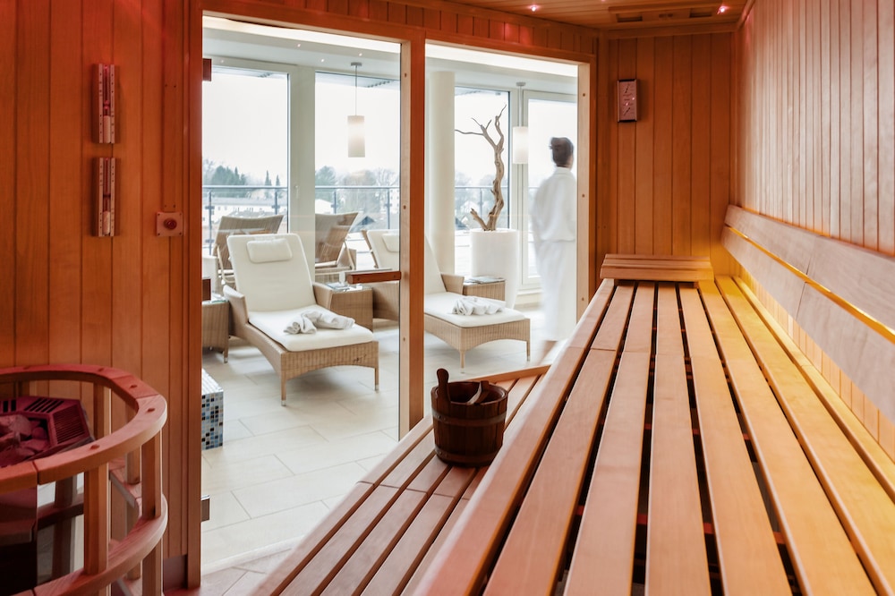 Hotel Vier Jahreszeiten Starnberg 26/52