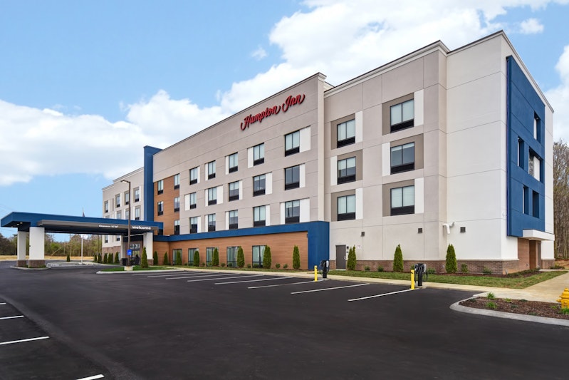 Hampton Inn Pleasant View Tn 28/30