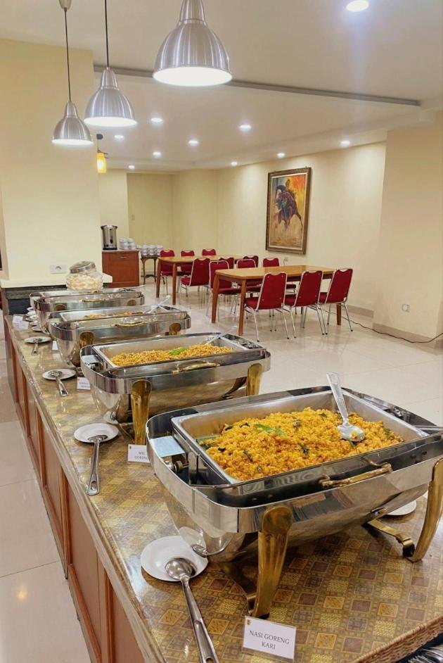 SULTHAN HOTEL INTERNATIONAL 32/54
