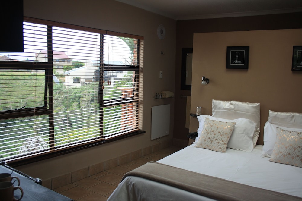Dolphin View Guesthouse 17/50
