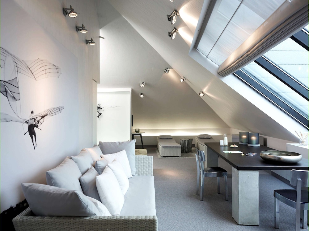 Sofitel Munich Bayerpost 63/80