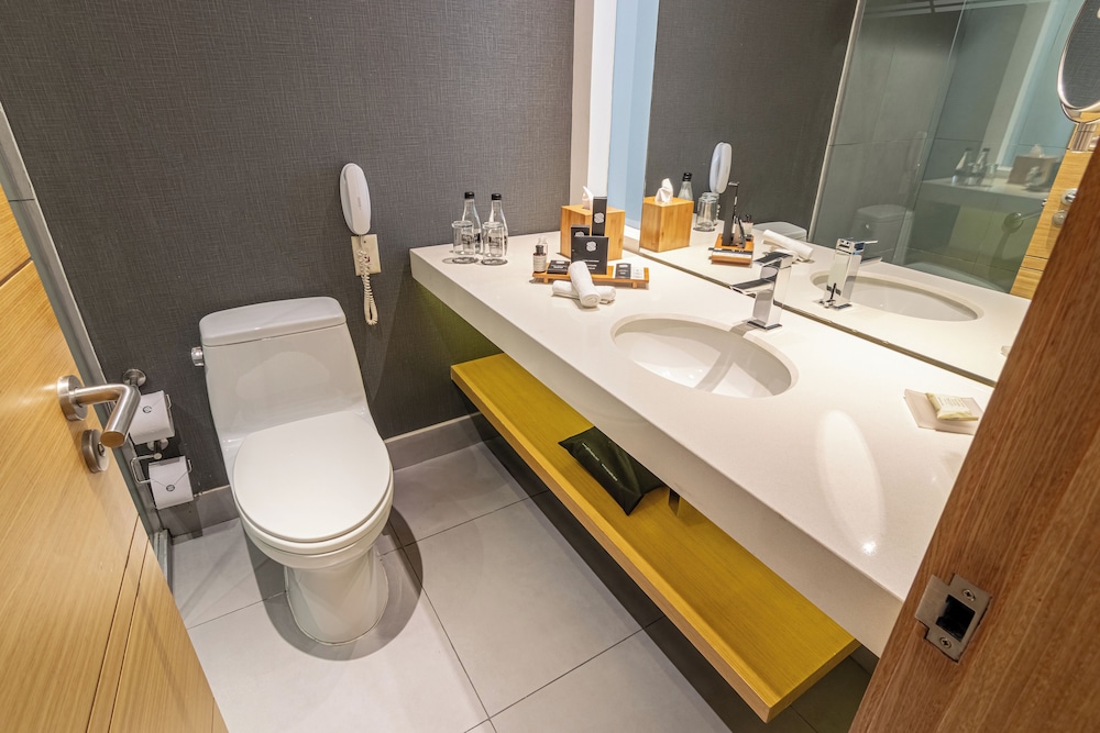 Sonesta Hotel Bogota 49/50