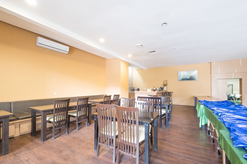 OYO 472 Hotel Asyra 14/16