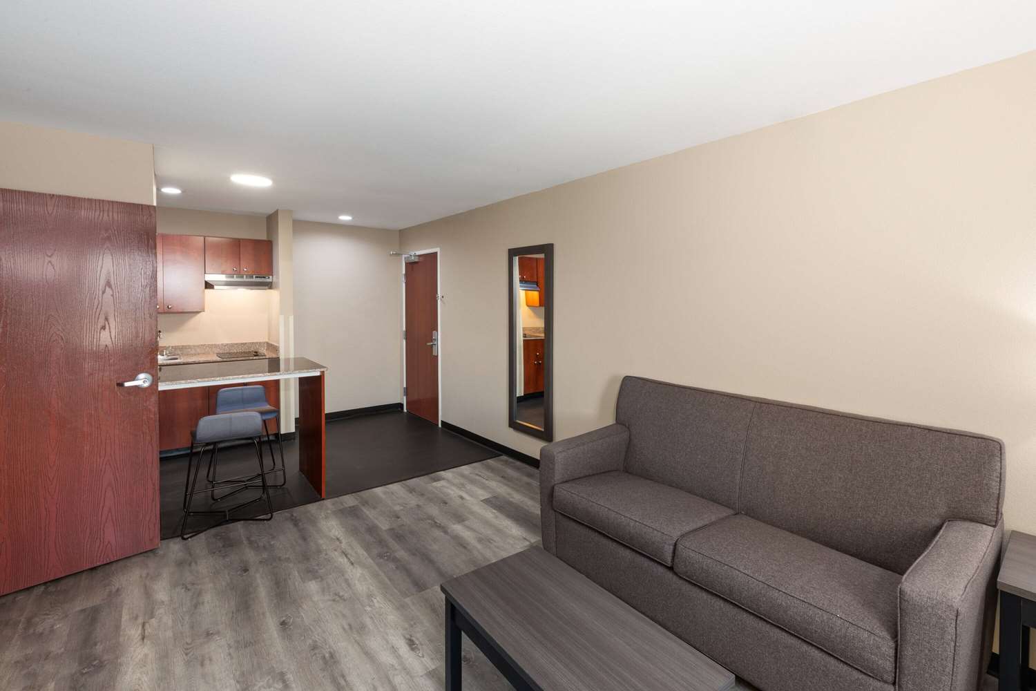 Super 8 by Wyndham Lubbock West 9/28