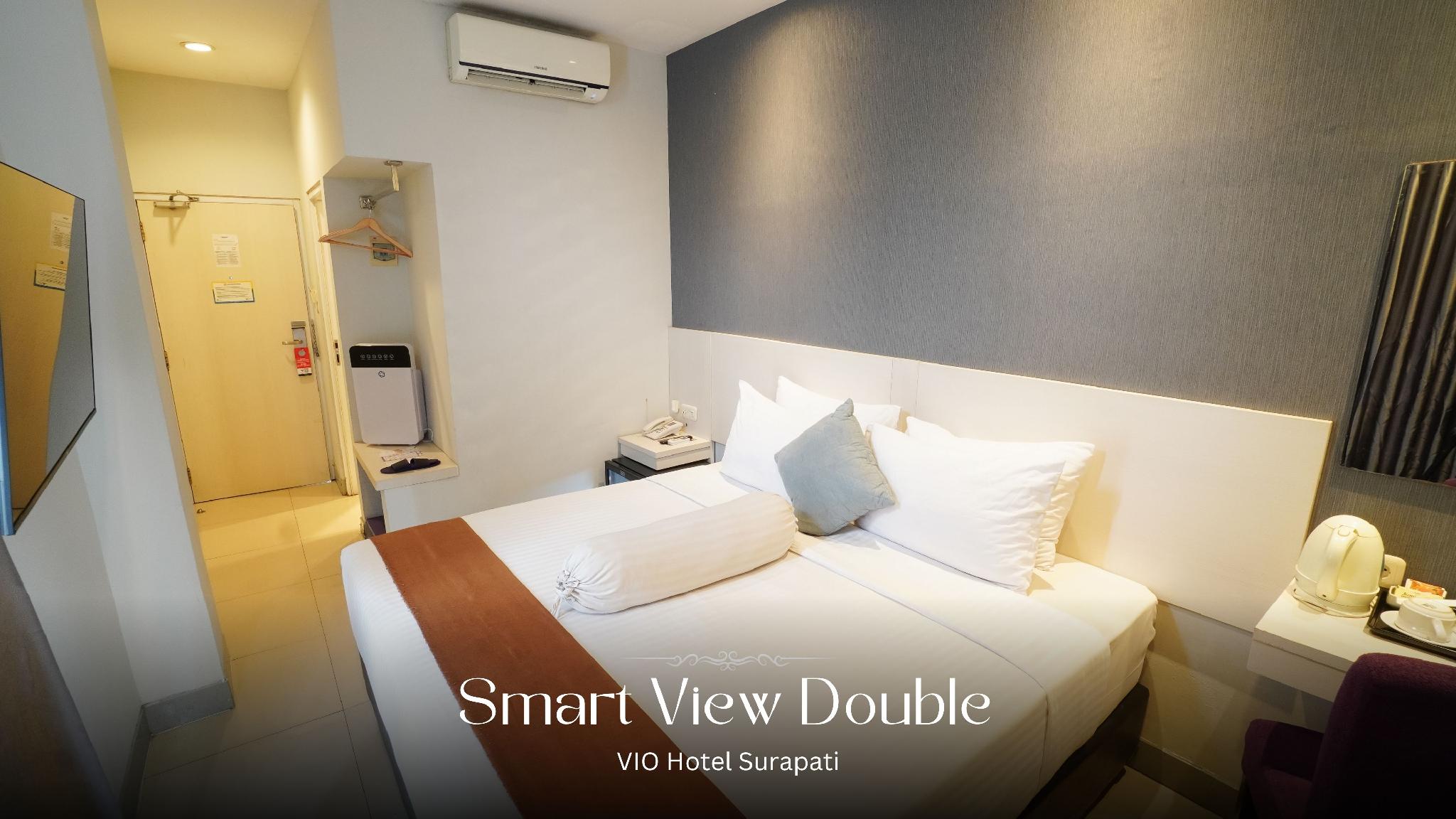 Smart, Deluxe