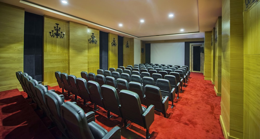 Port Nature Luxury Resort Hotel and Spa 54/63