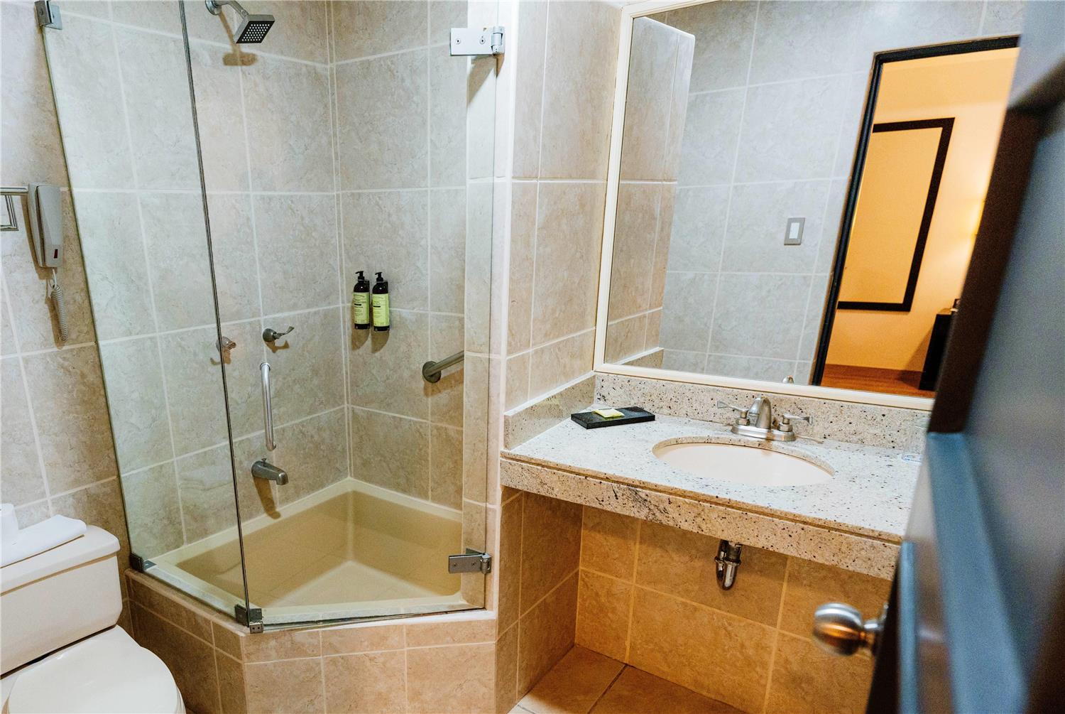 Wyndham Costa del Sol Cajamarca 53/57