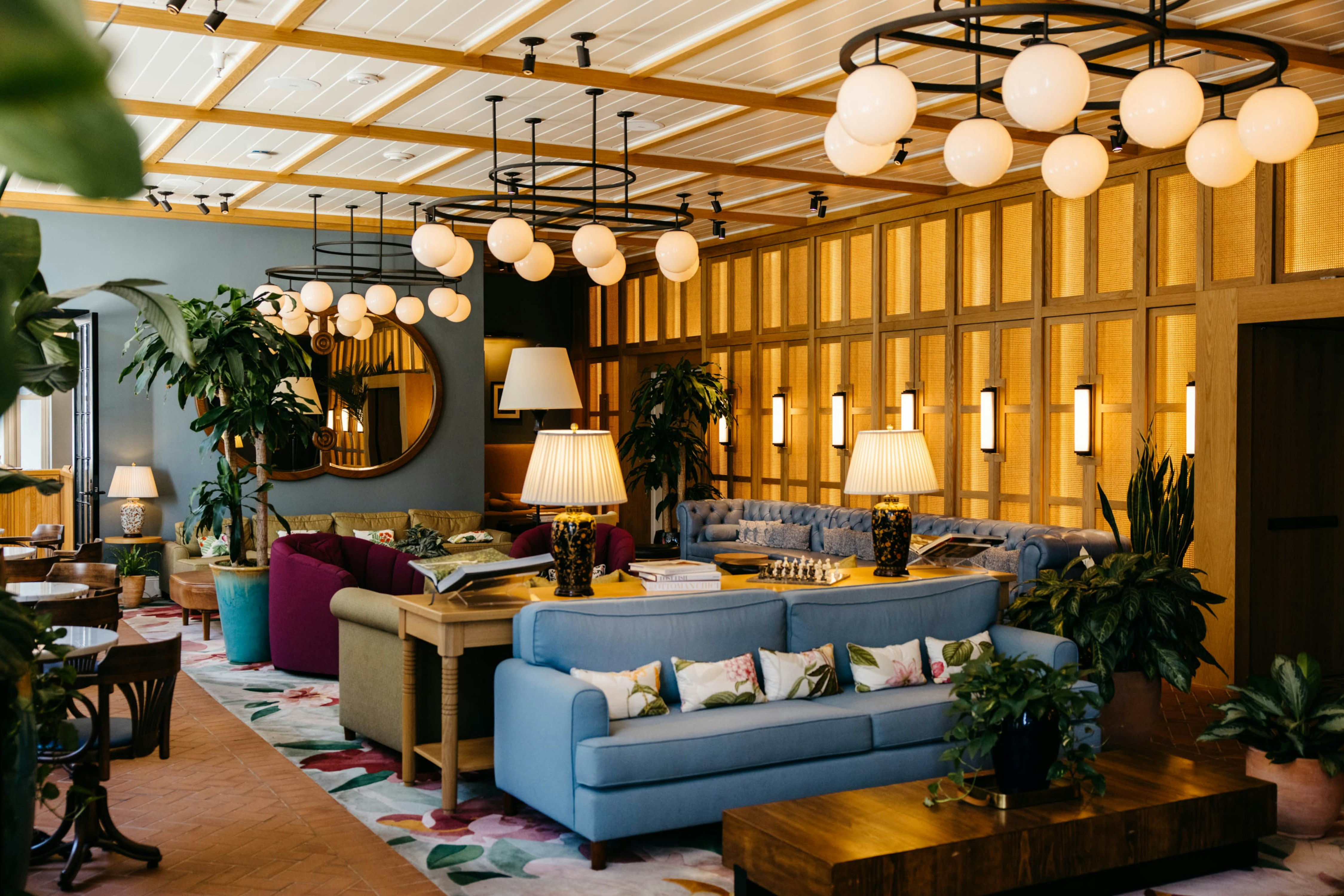 The Drayton Hotel Savannah, Curio Collection by Hilton 30/51