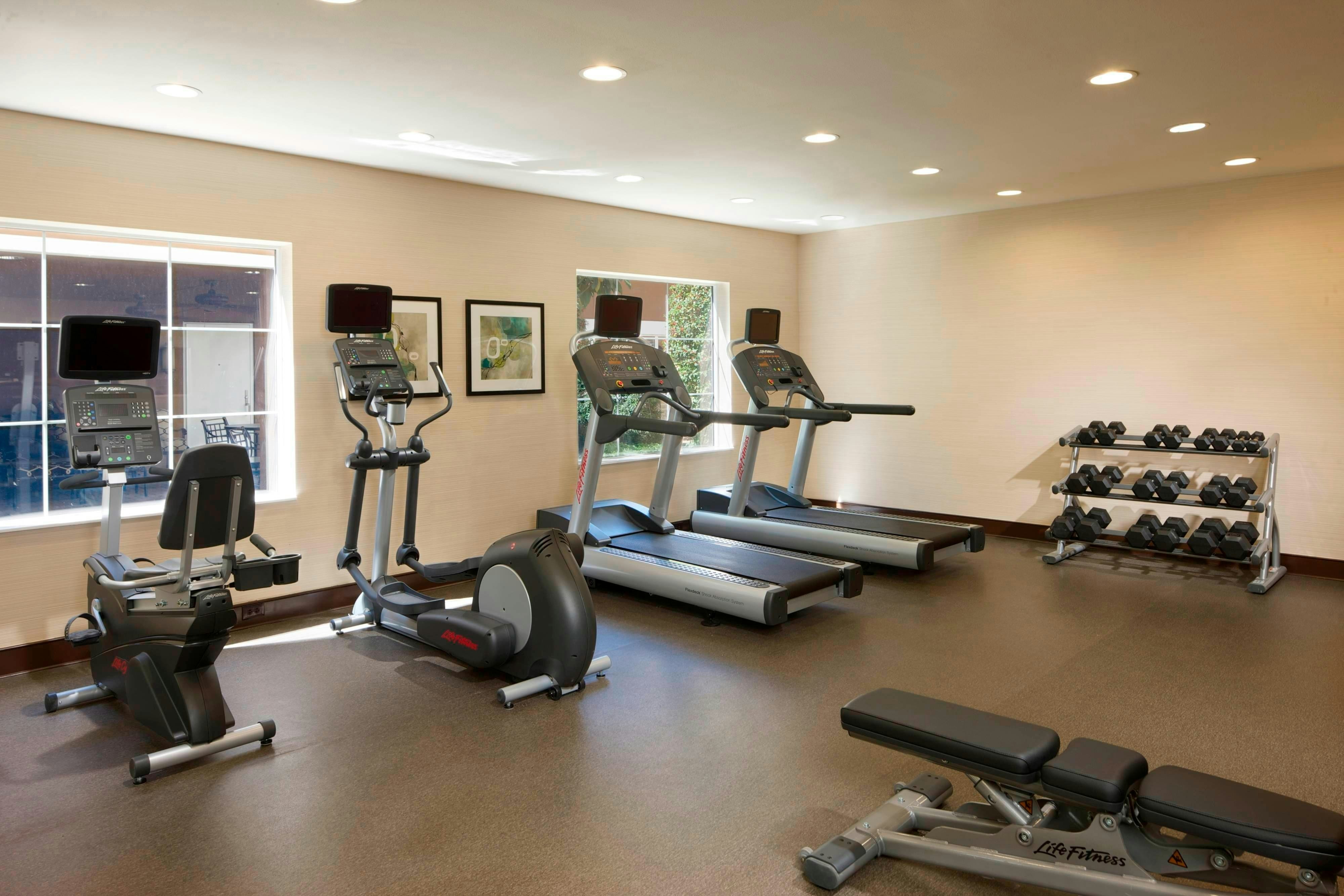 Fairfield Inn Suites Houston Intercontinental Airport 4/15