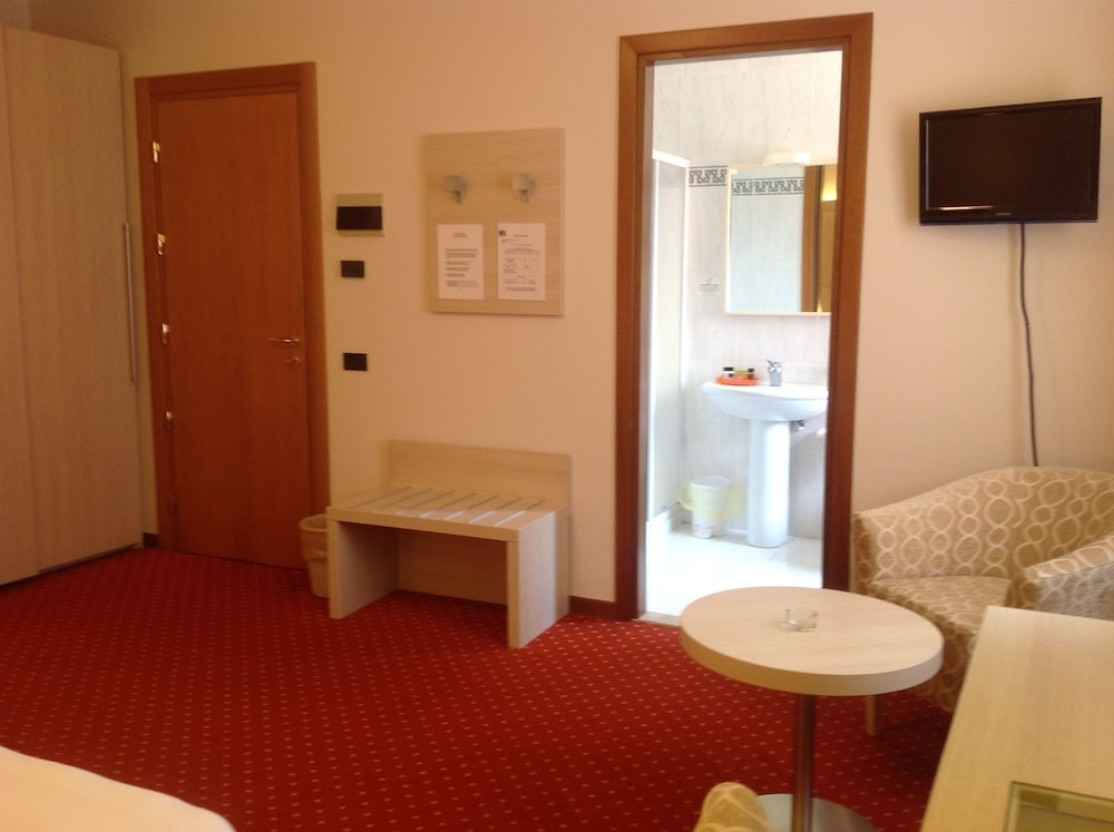 Hotel Villa Cà Nova 41/41