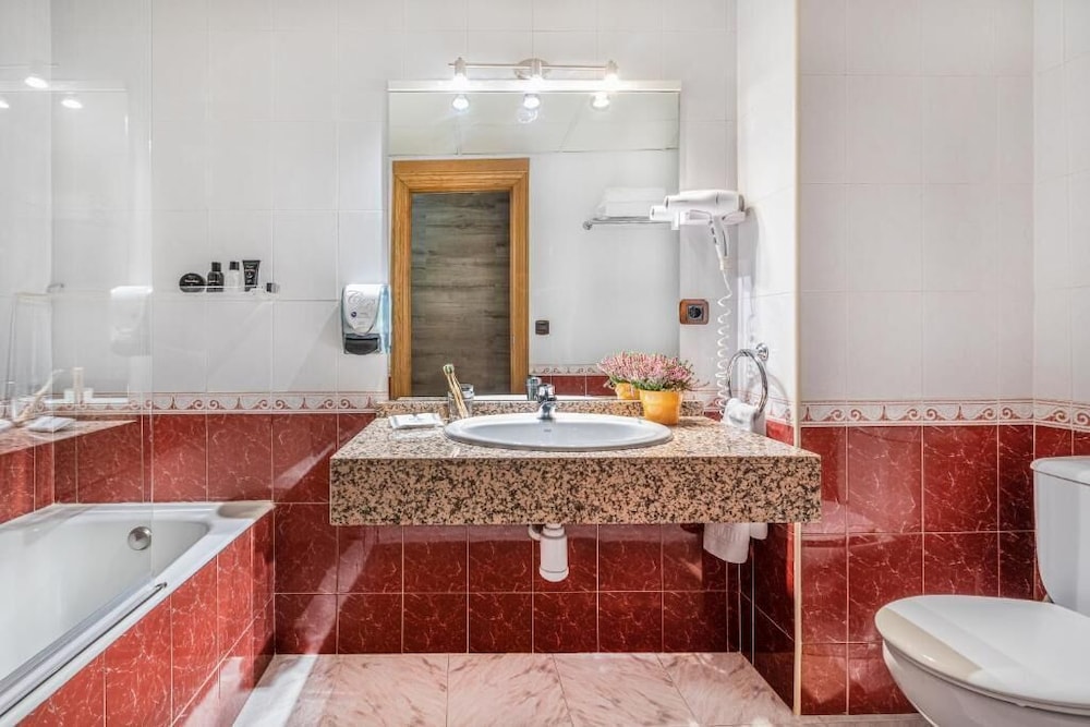 Cal Ruiz Hotel 72/72
