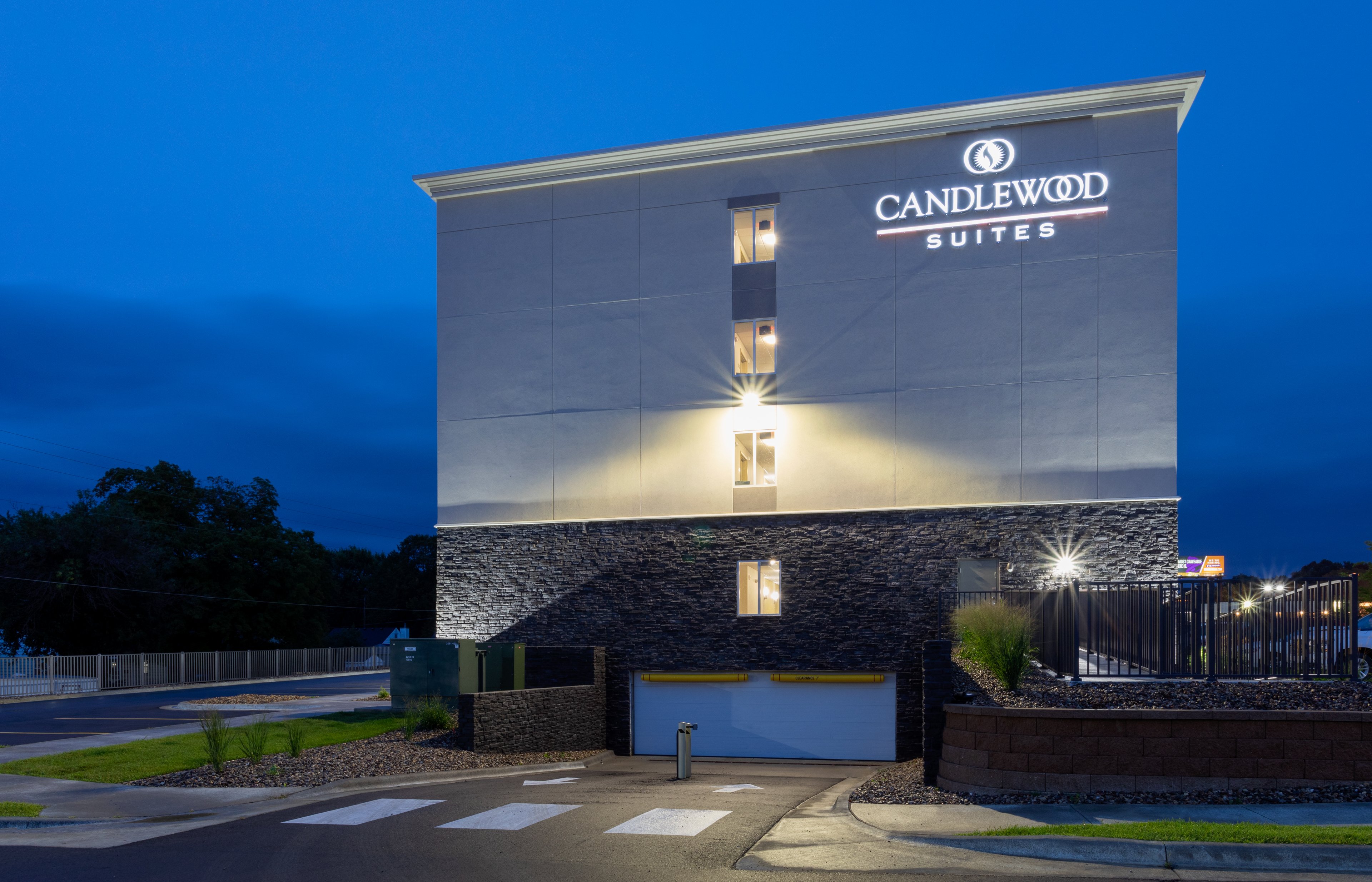 Candlewood Suites Rochester Mayo Clinic Area 2/50