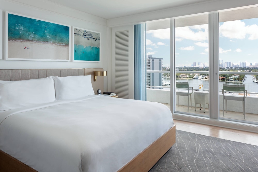 The Ritz Carlton Fort Lauderdale 8/45
